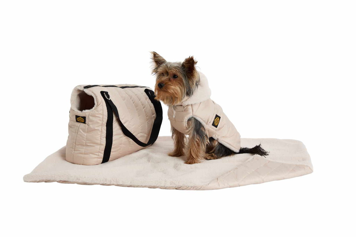 Cappotto trapuntato con cappuccio rimovibile